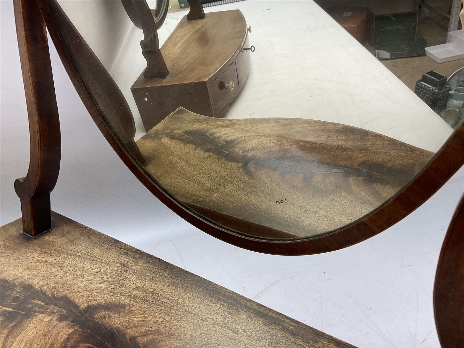 Two 19th century mahogany dressing table mirrors - Image 6 of 10