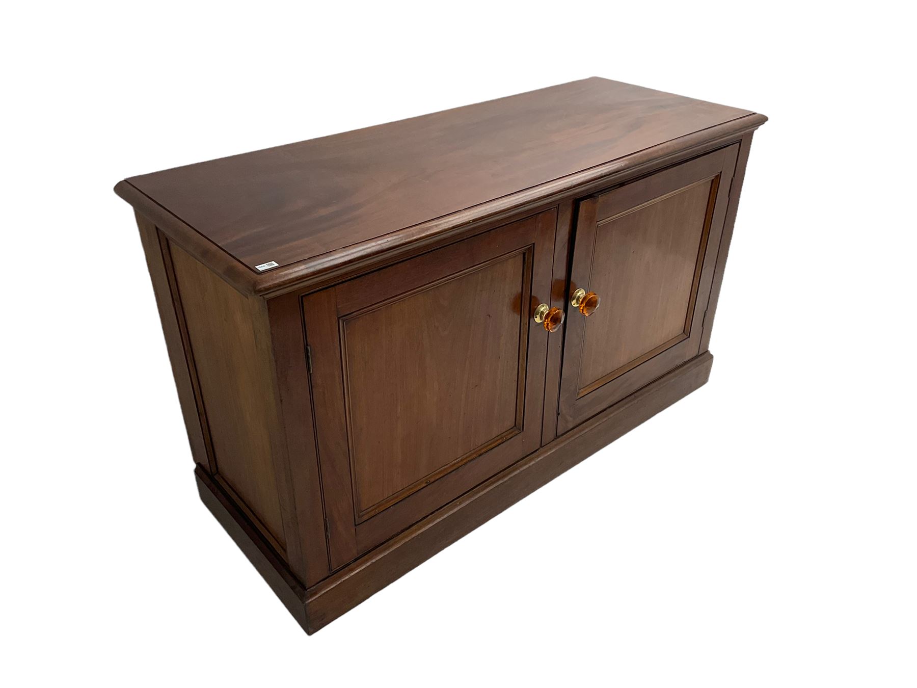 19th century mahogany plate warmer cupboard - Image 3 of 6