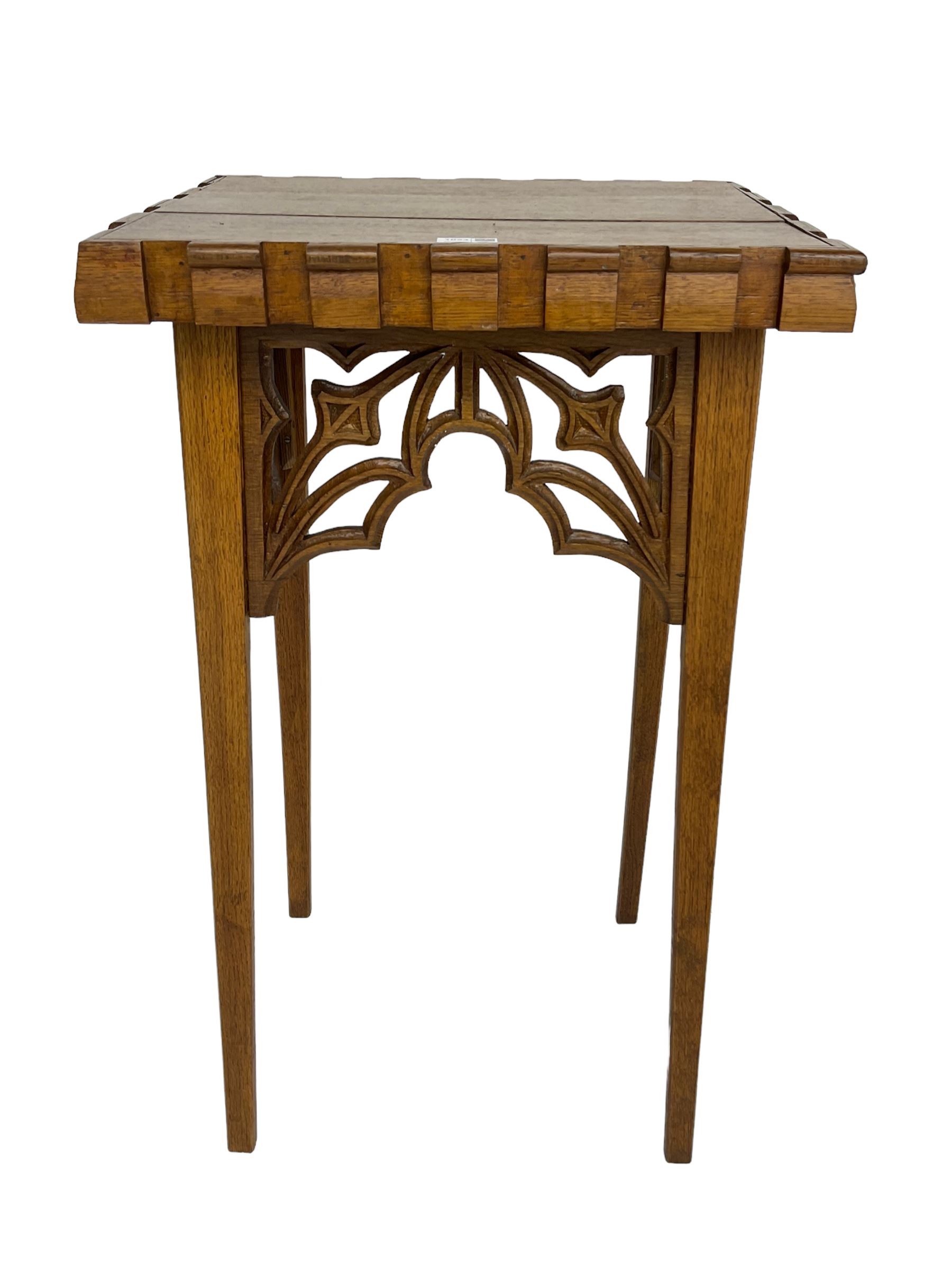 20th century ecclesiastical Gothic style oak stand