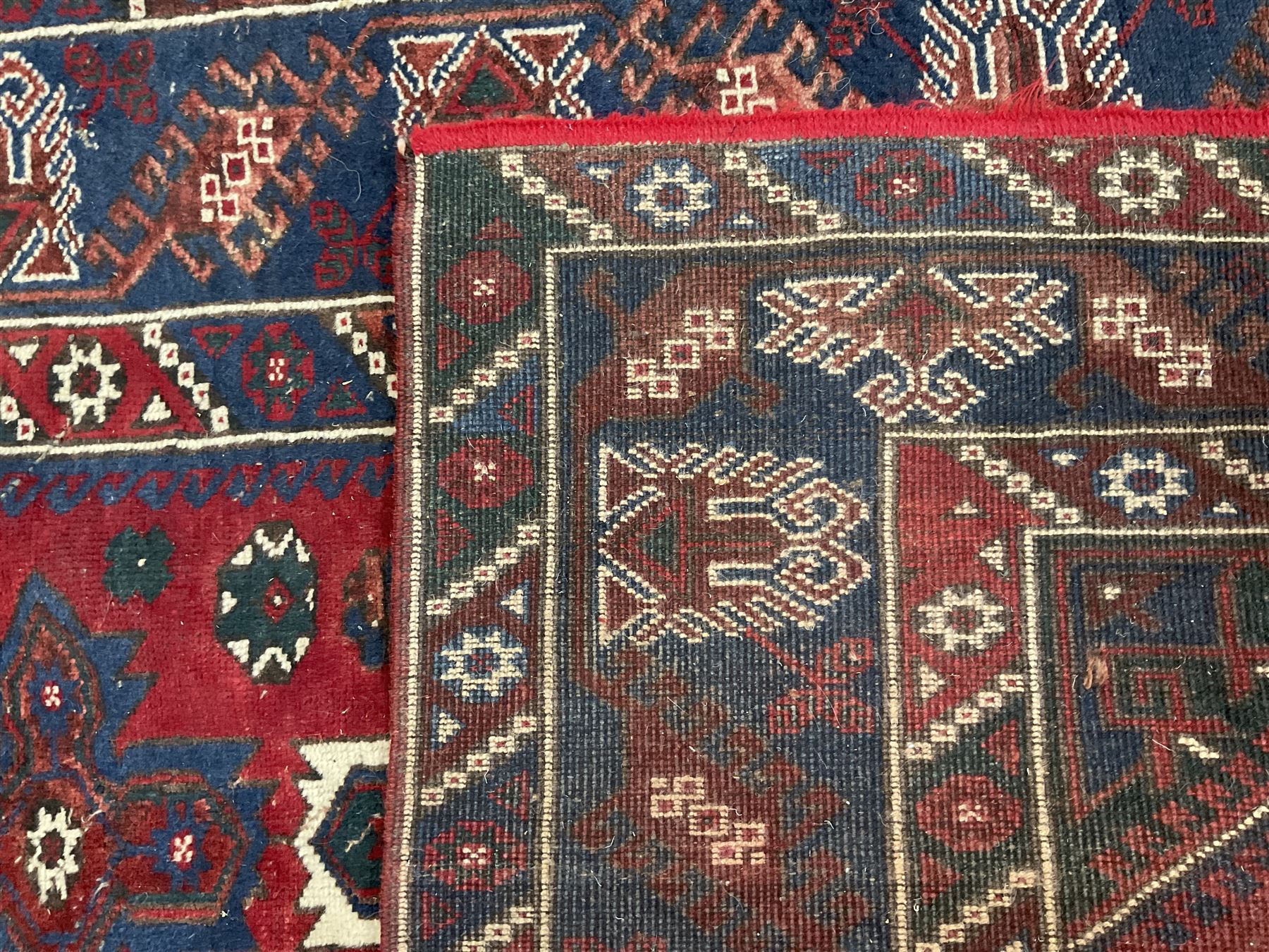 Persian red and blue ground rug - Image 3 of 3