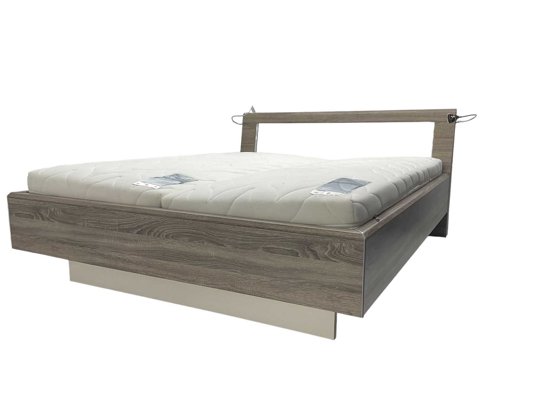 Loddenkemper 'Luna' contemporary large Kingsize 5' 4" bedstead