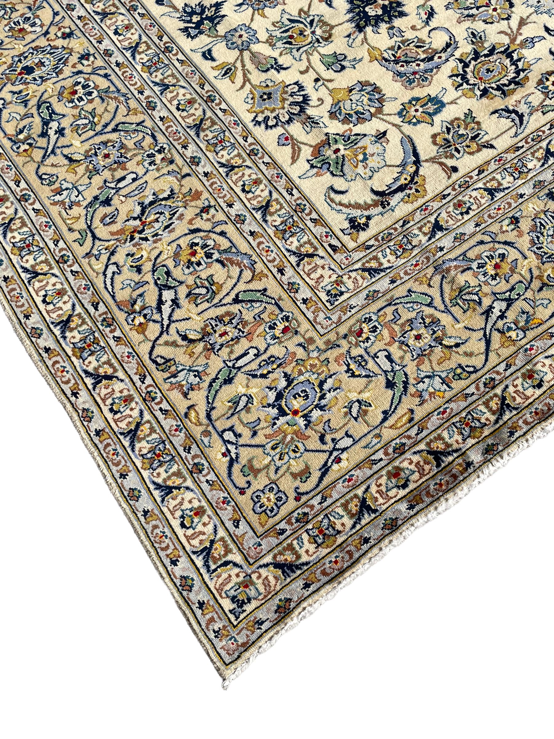 Persian Kashan carpet - Image 2 of 6