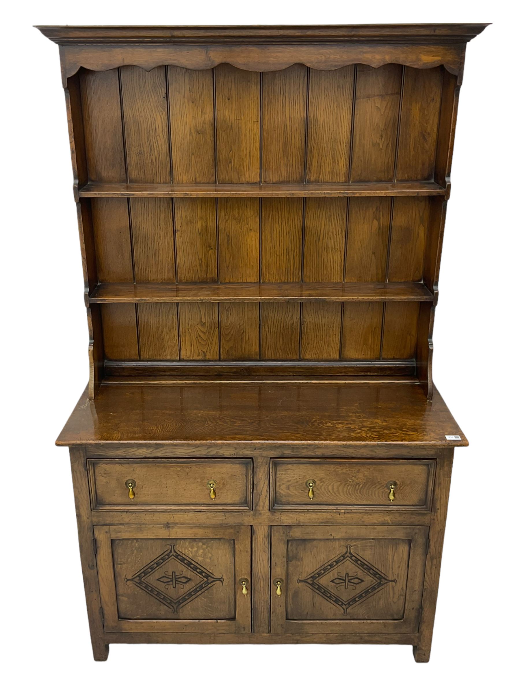 Georgian style oak dresser and rack - Image 3 of 7