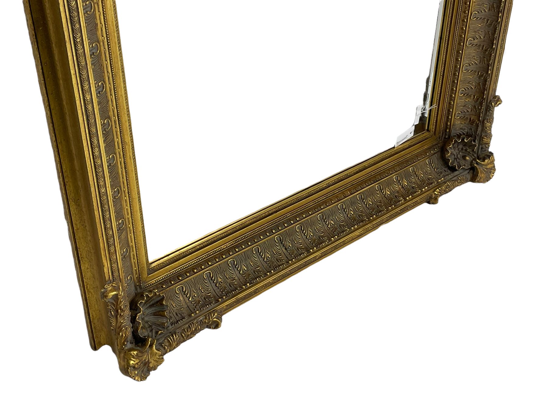 Large bevelled mirror in swept gilt frame - Image 3 of 8
