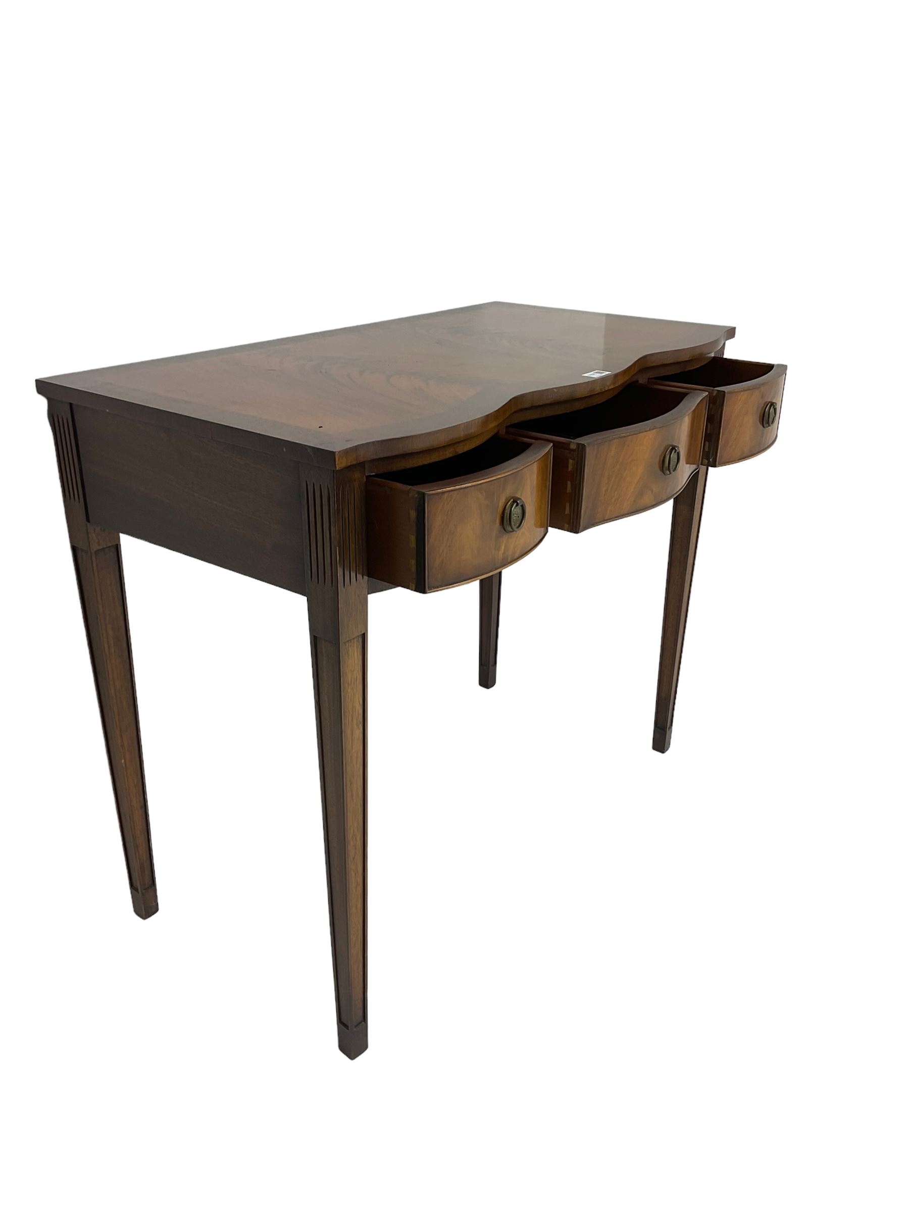 Hunter & Smallpage of York - Georgian design mahogany console table - Image 2 of 6