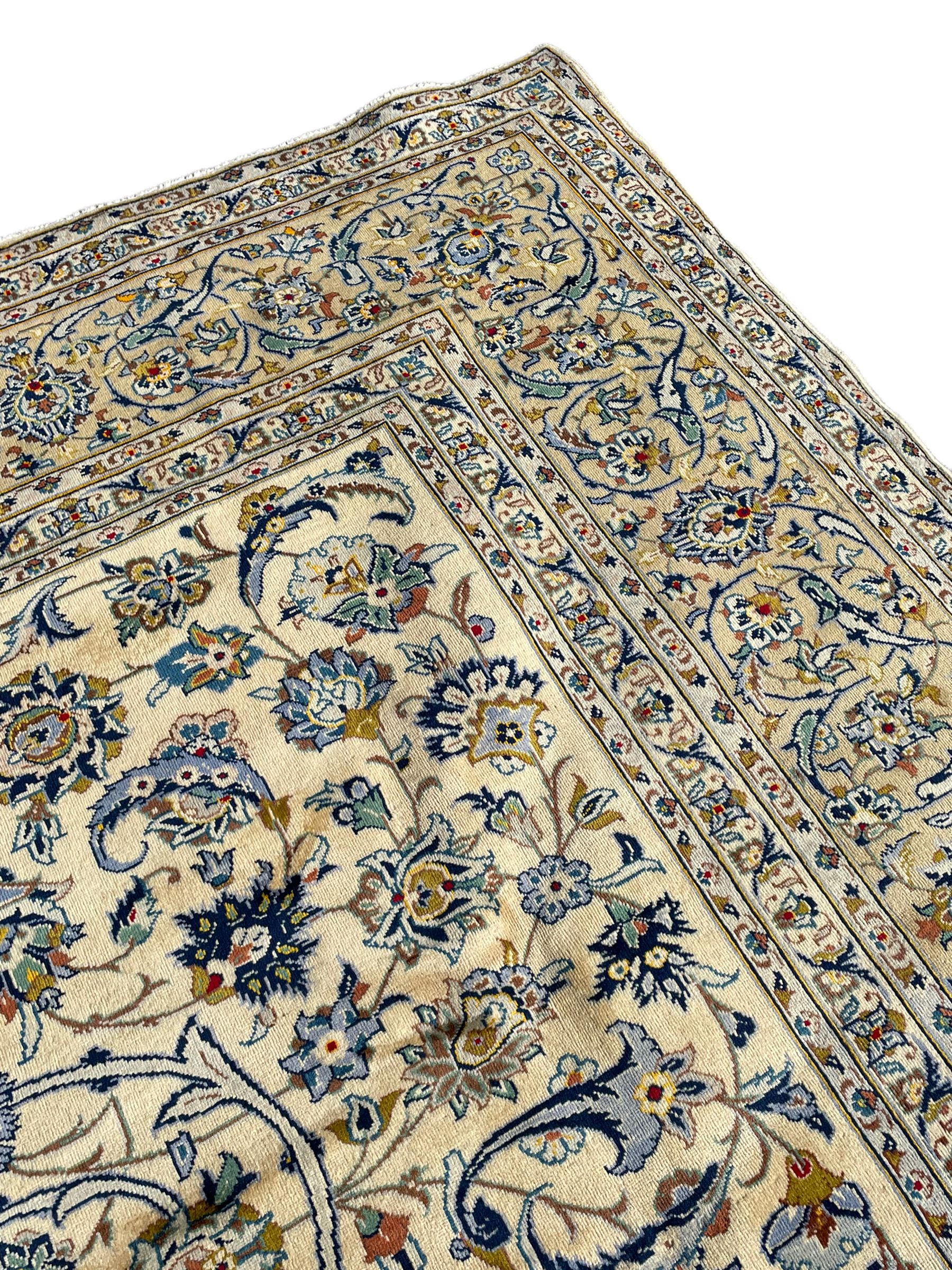 Persian Kashan carpet - Image 5 of 6