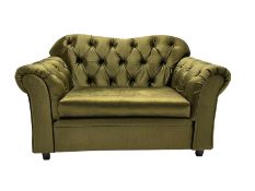 Chesterfield shaped snuggler sofa