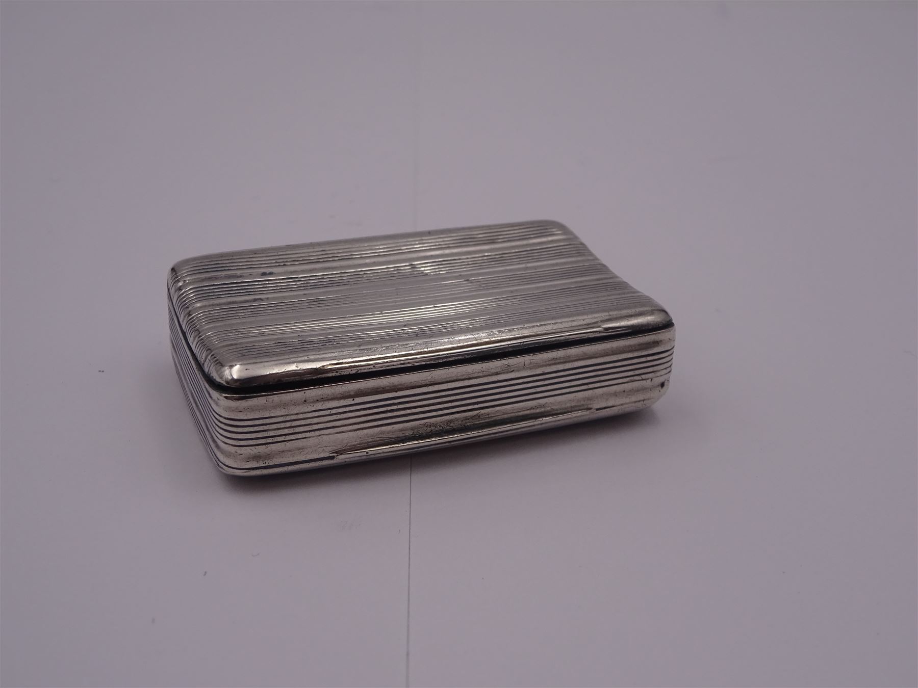 George III silver snuff box - Image 2 of 4