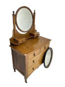 Early 20th century oak dressing chest