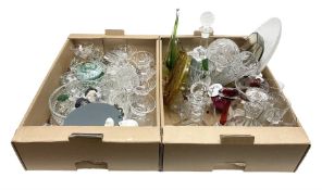 Quantity of glass ware to include art glass sculpture