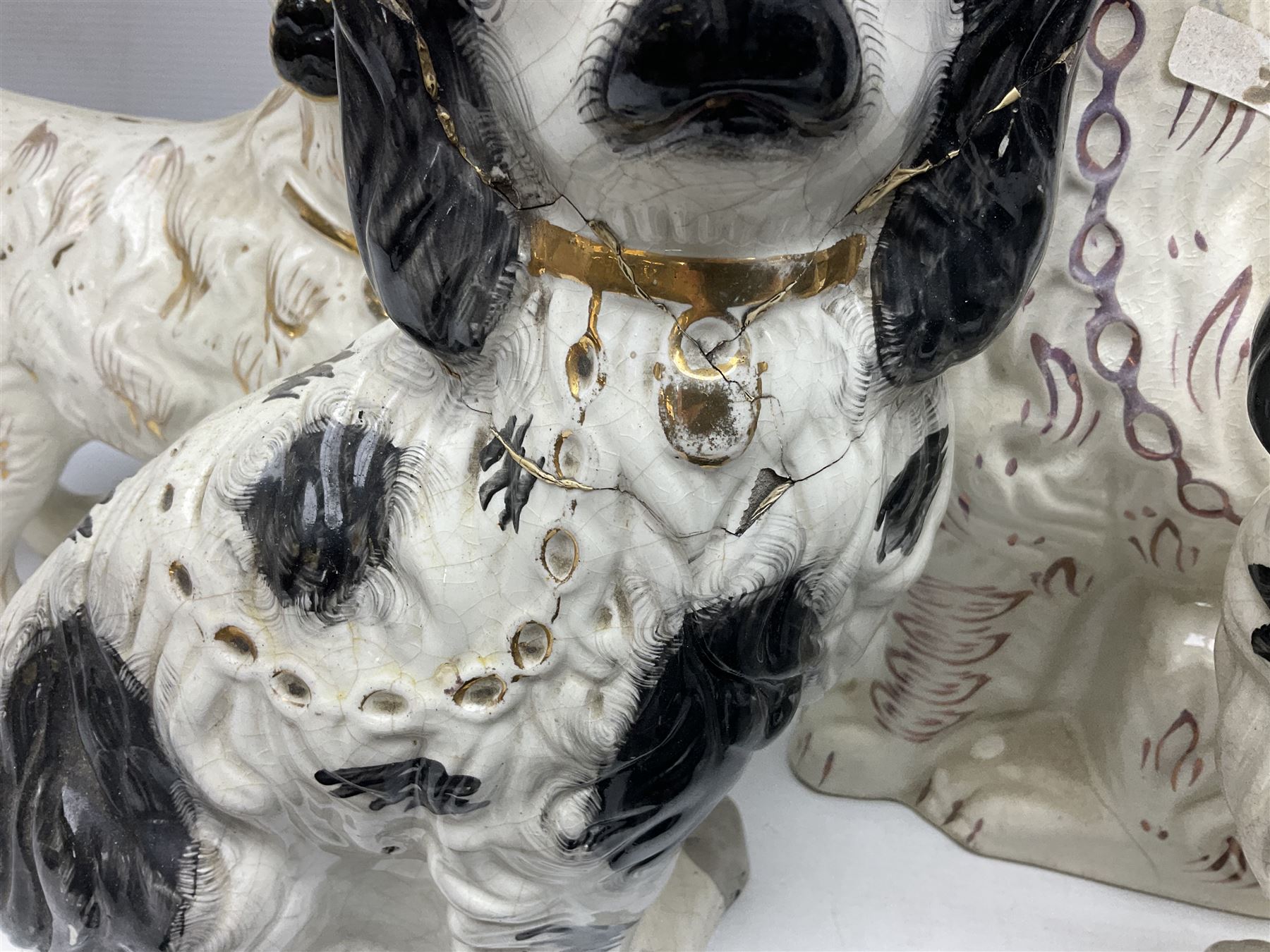 Pair of Staffordshire style dogs - Image 2 of 9