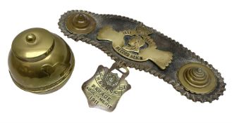 Victorian Queen Victoria record reign horse brass and H&SNCC Parade Badge of Merit 1911 horse brass