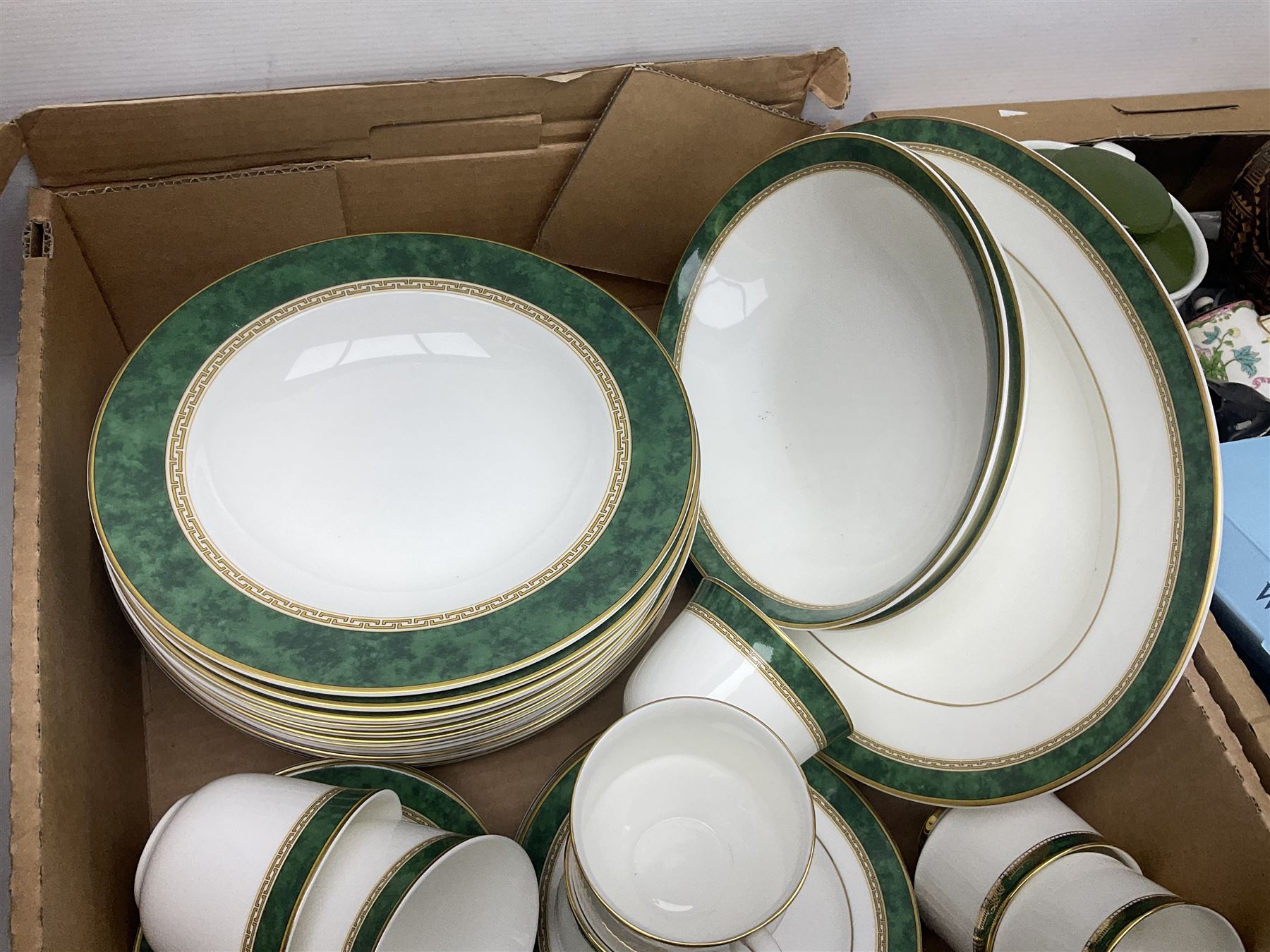 Quantity of ceramics to include Royal Albert and Paragon Elgin pattern tea wares - Image 7 of 14