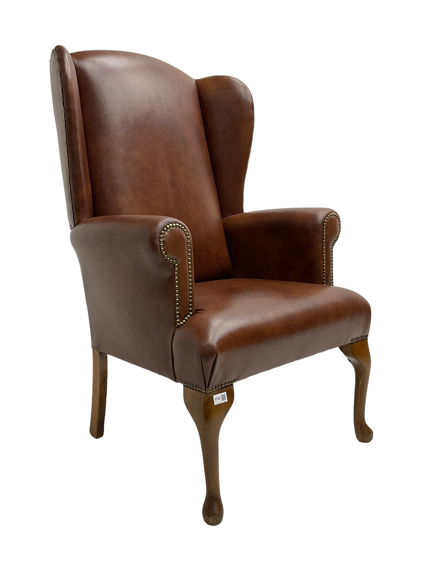 Beech framed wingback armchair - Image 3 of 5