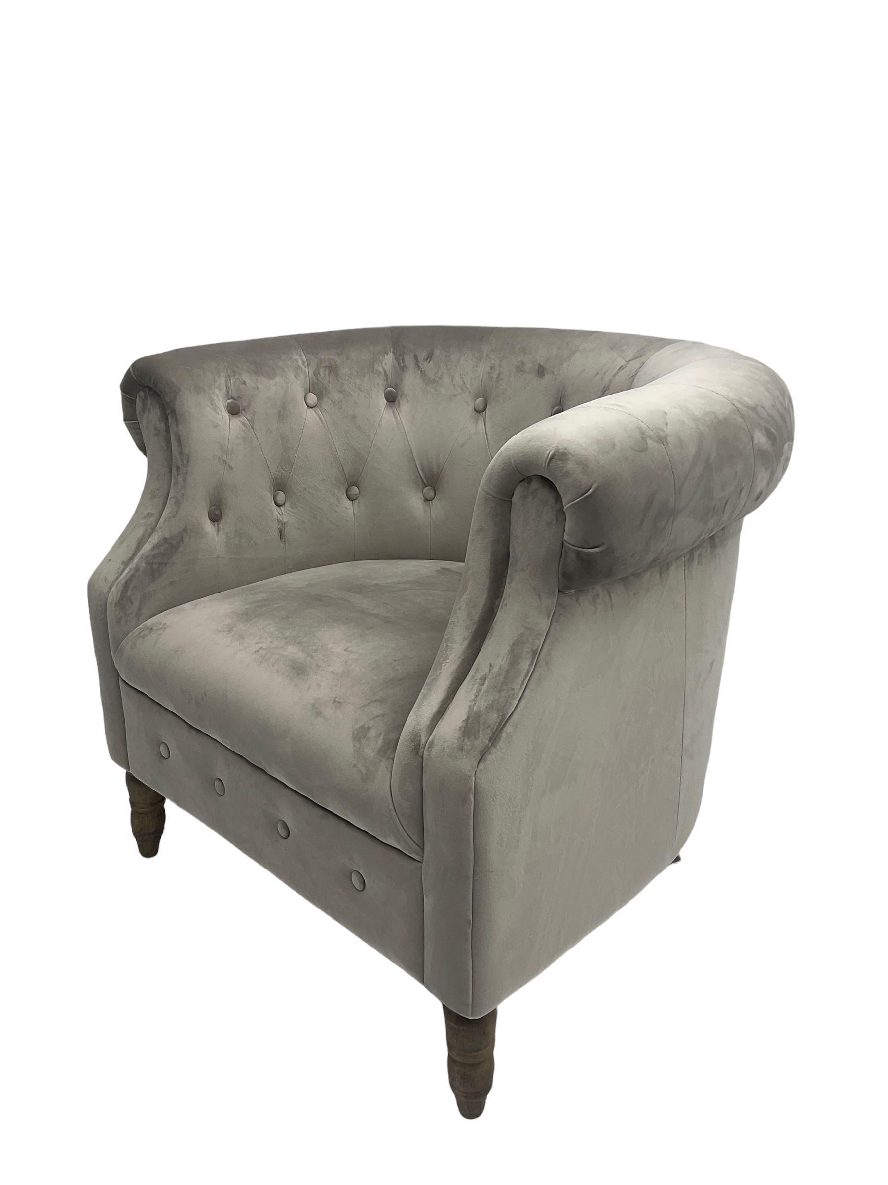 Grey velvet Chesterfield button pressed tub chair with rolled arms - Image 3 of 6