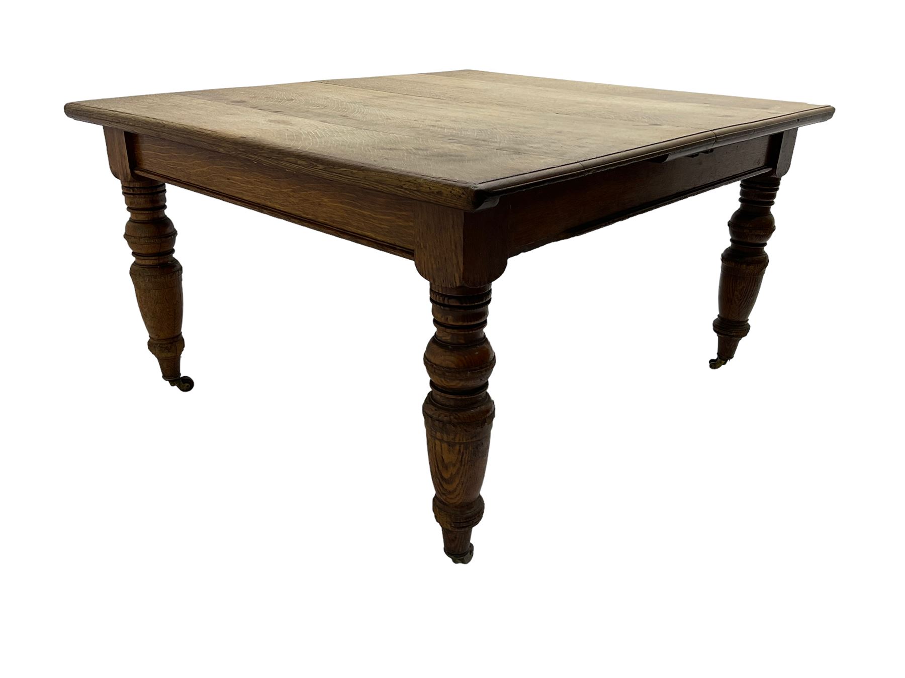 Late Victorian oak dining table - Image 3 of 5