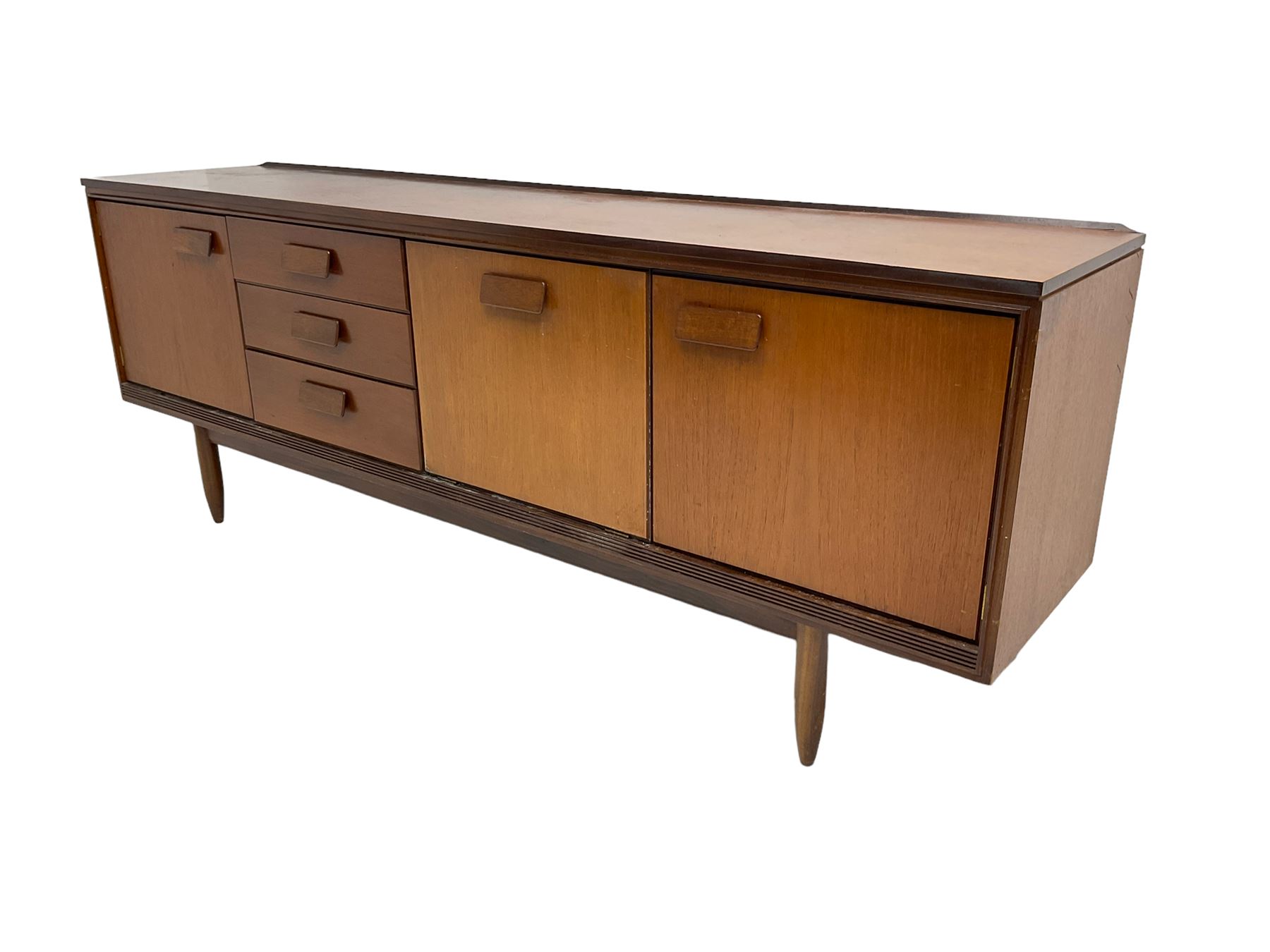 Mid-20th century teak sideboard - Image 3 of 7