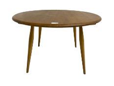 Lucian Ercolani for Ercol - Model 142 light elm coffee table
