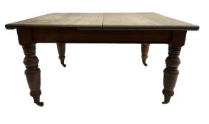 Late Victorian oak dining table