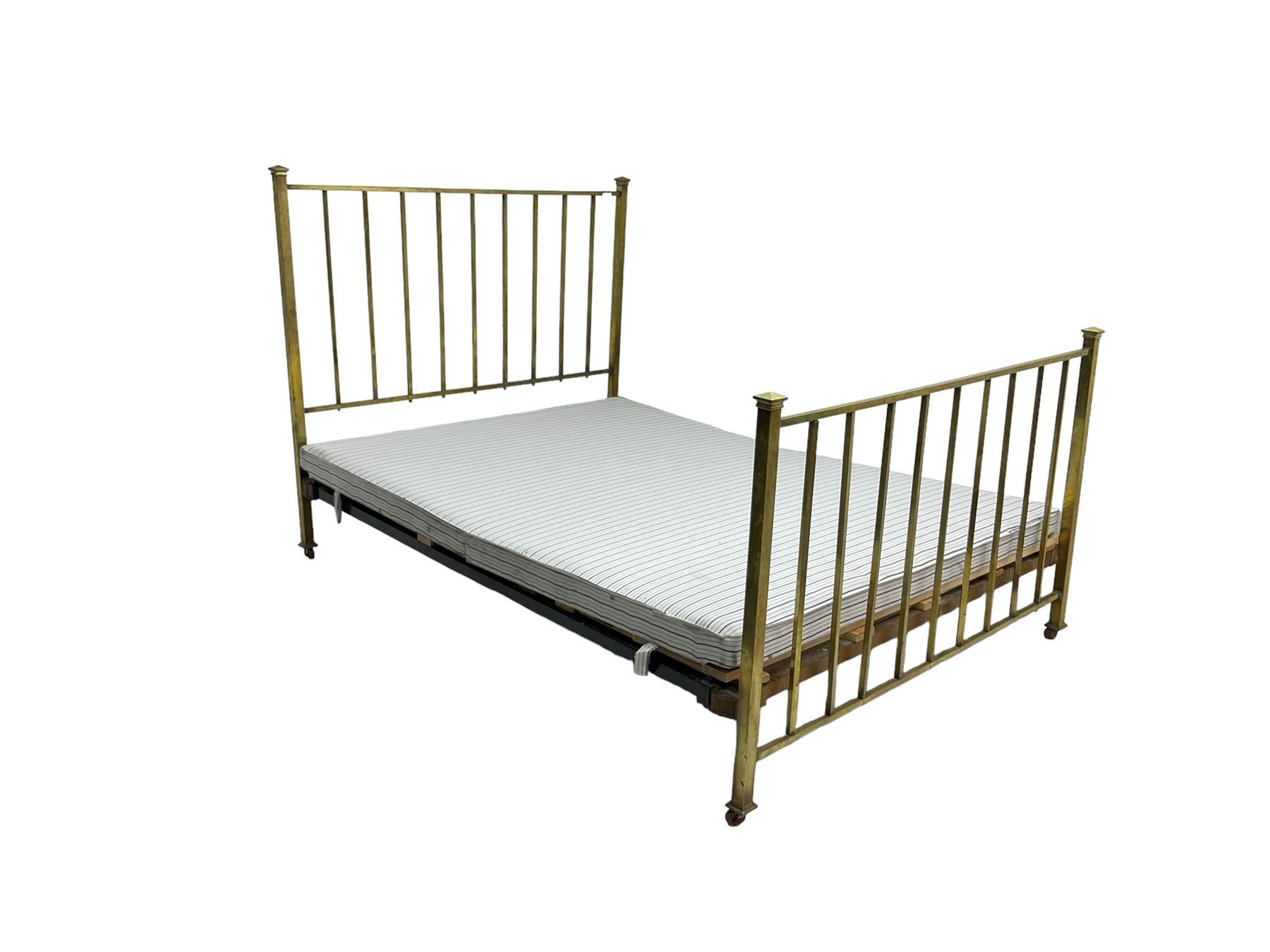 Edwardian brass 4' 6'' double bedstead