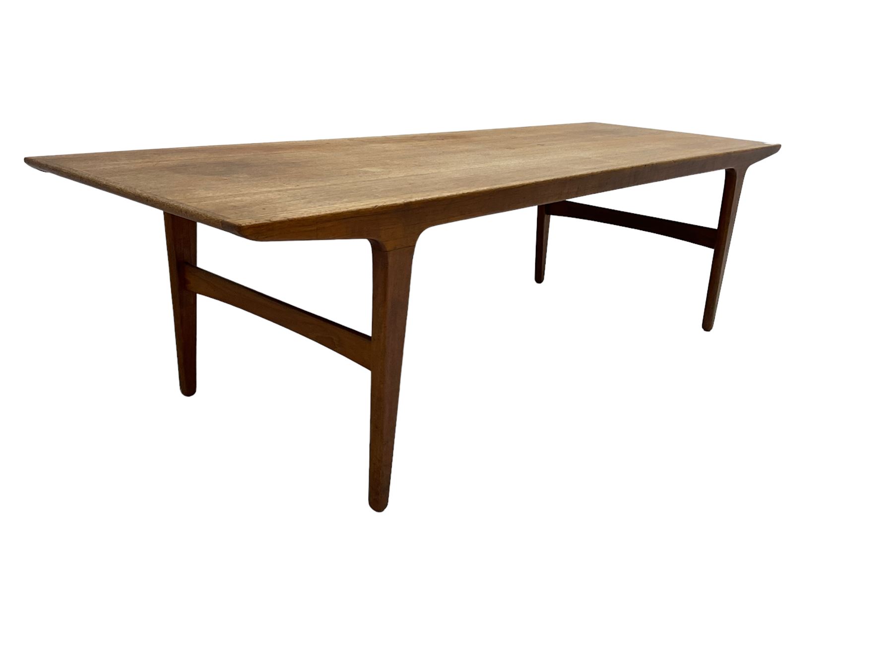 Mid-20th century teak rectangular coffee table - Image 4 of 6