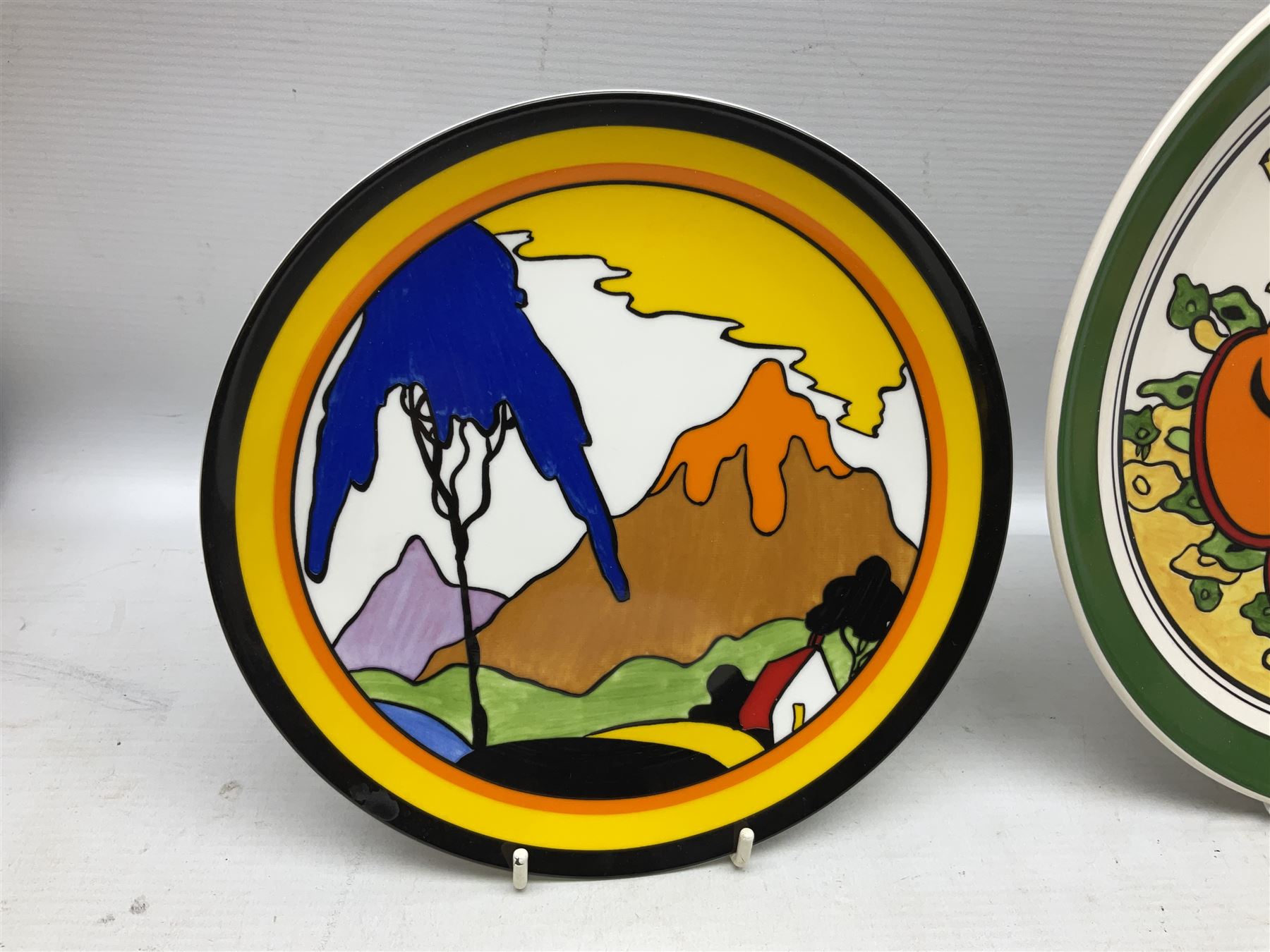 Seven Wedgwood limited edition Clarice Cliff Design plates - Image 6 of 10