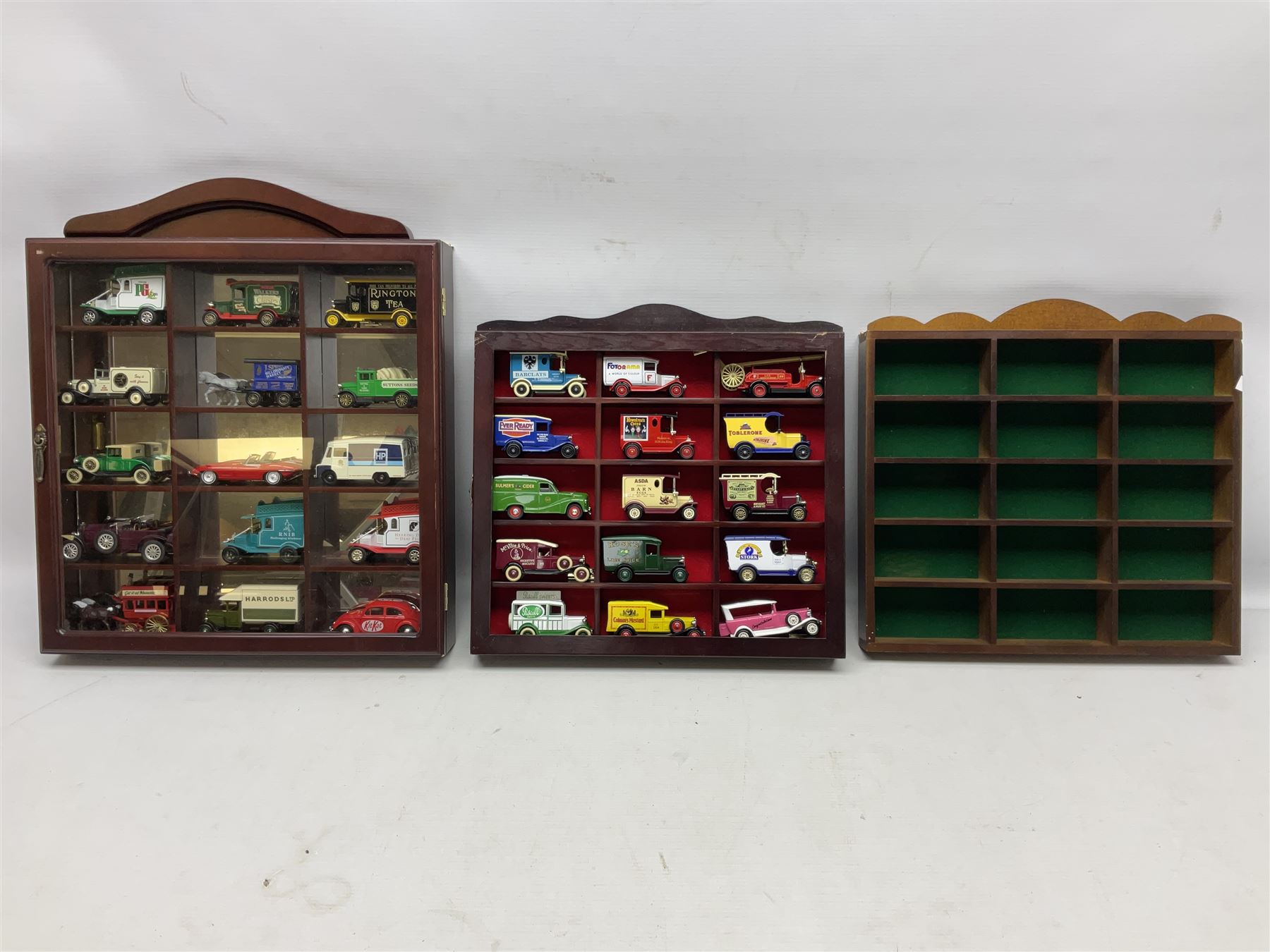 Collection of die-cast vehicles to include Corgi - Image 8 of 16