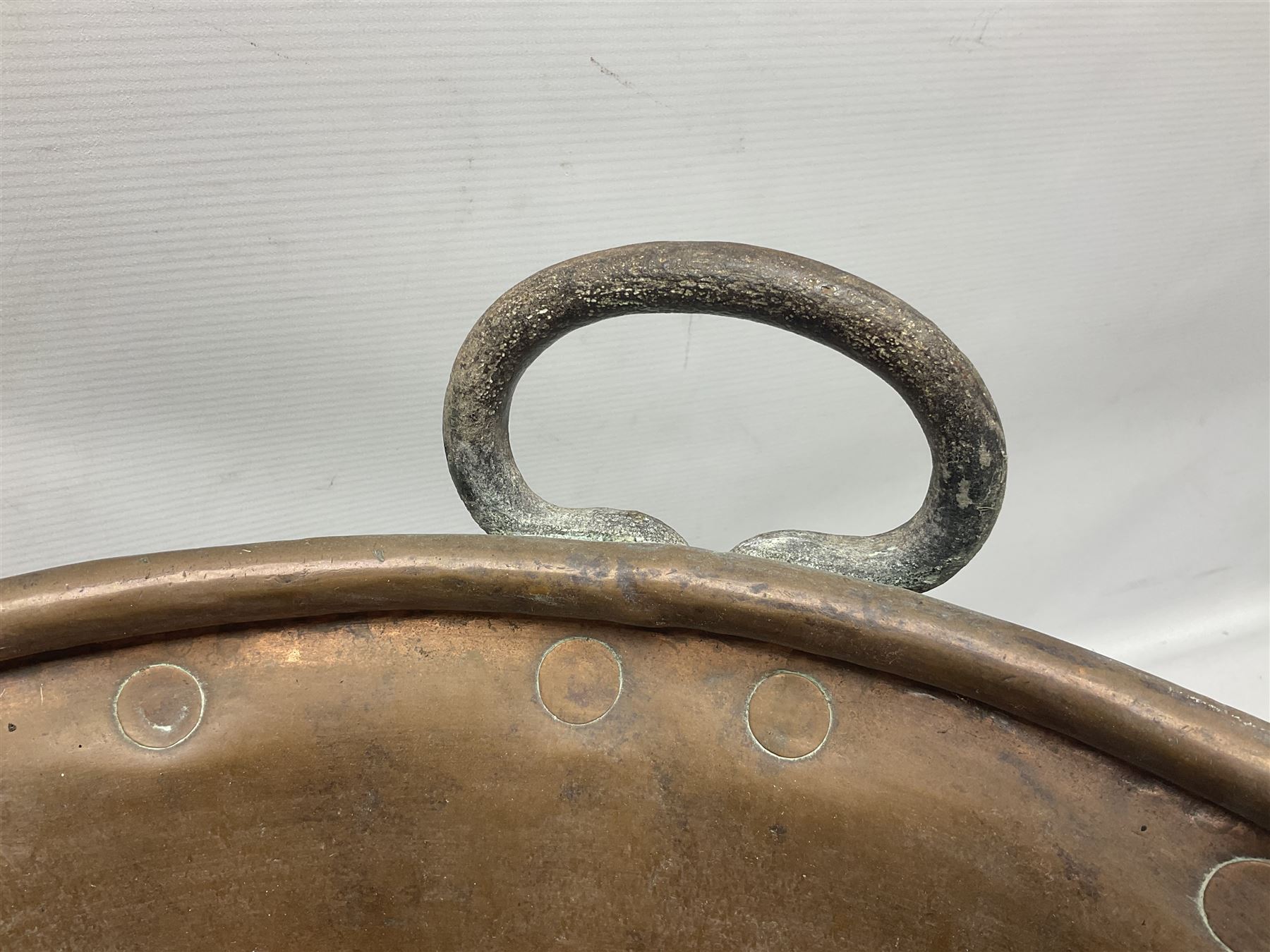 Large Twin handled copper bucket - Image 5 of 7