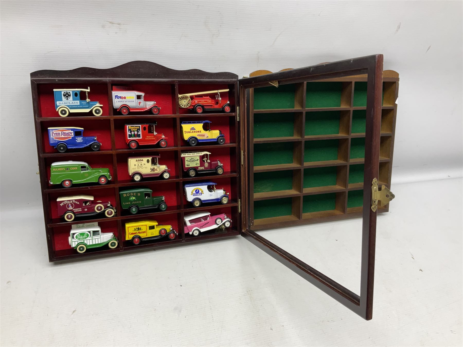 Collection of die-cast vehicles to include Corgi - Image 11 of 16