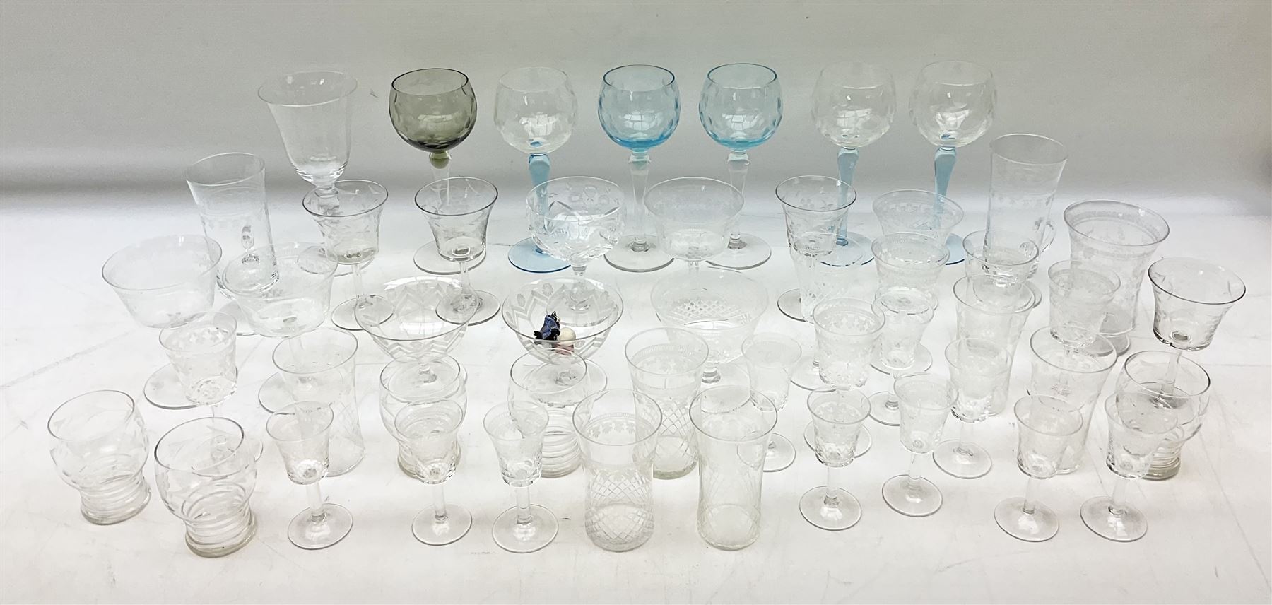 Glassware to include wine glasses
