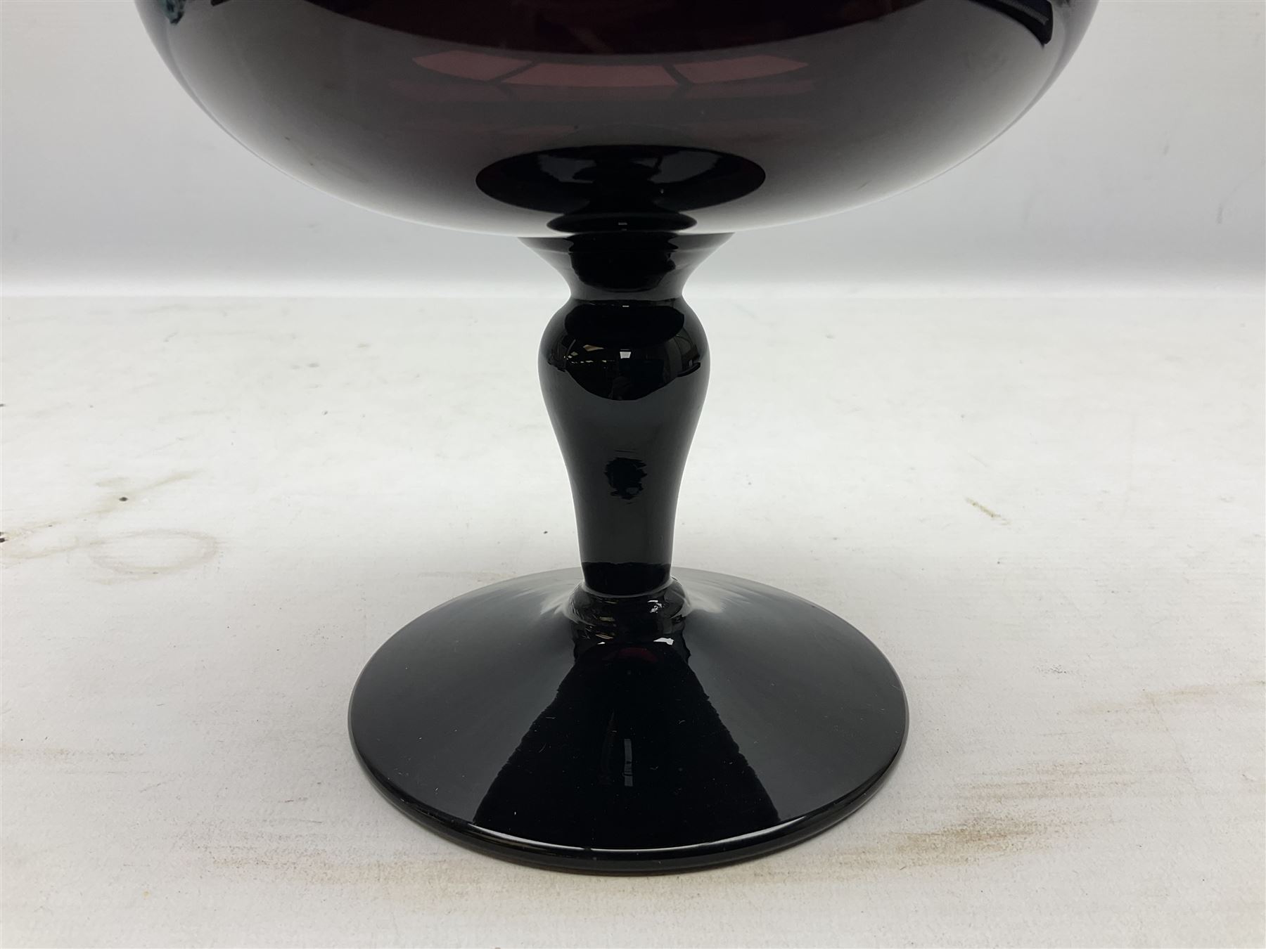 Large 1860/70s amethyst display goblet - Image 4 of 6