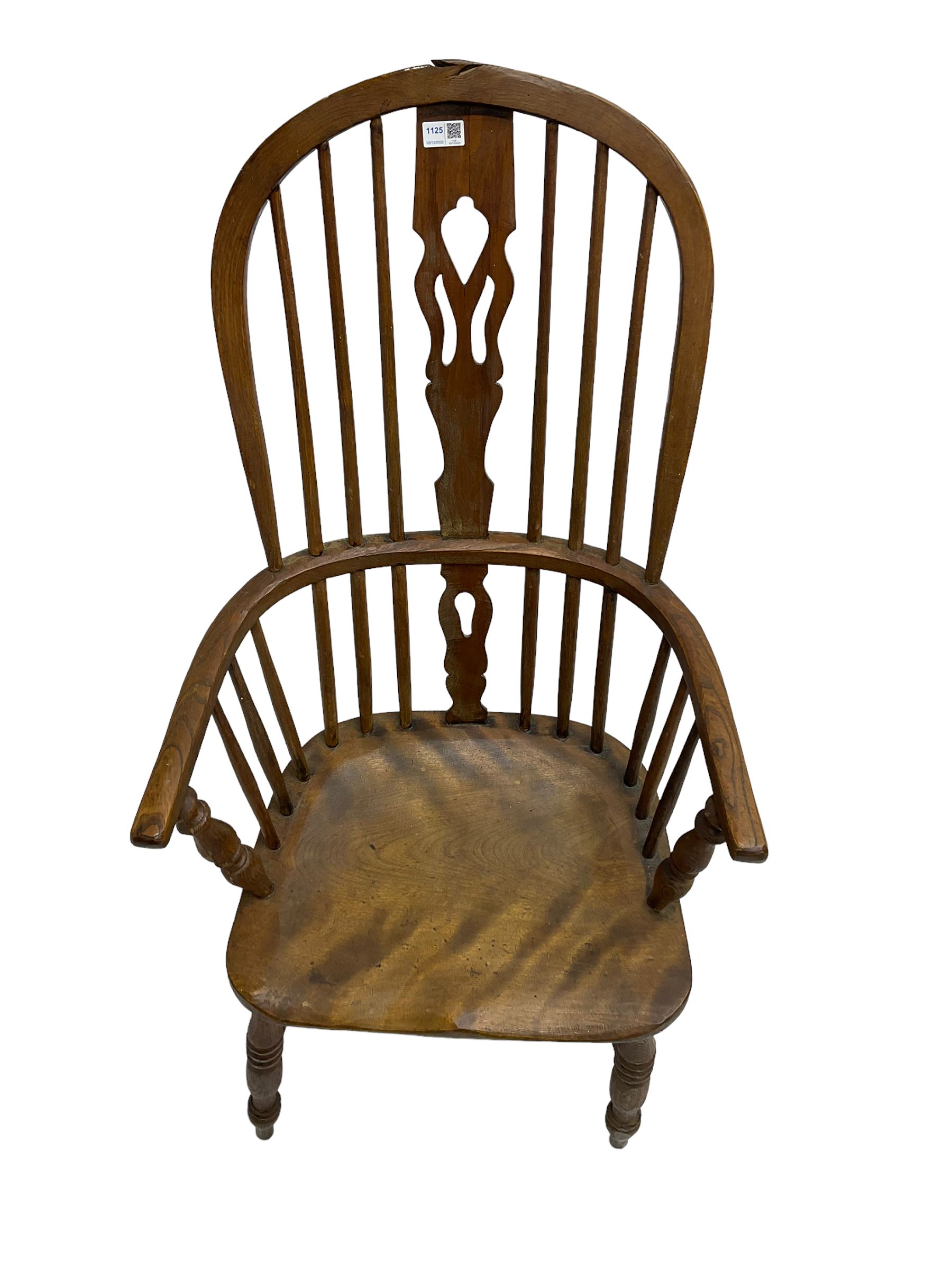 19th century elm and beech Windsor armchair - Image 2 of 6