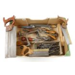 A box of tools G