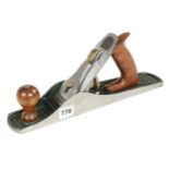 A little used CLIFTON No 5 fore plane with orig iron, tiny hair crack to casting o/w G+