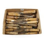 40 chisels and gouges for restoration G-