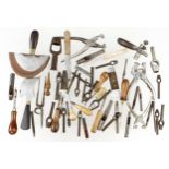 Quantity of leatherworker's tools G+