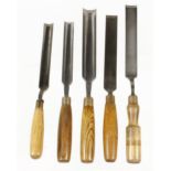 Two sharply radiused gouges and 3 cranked gouges G+