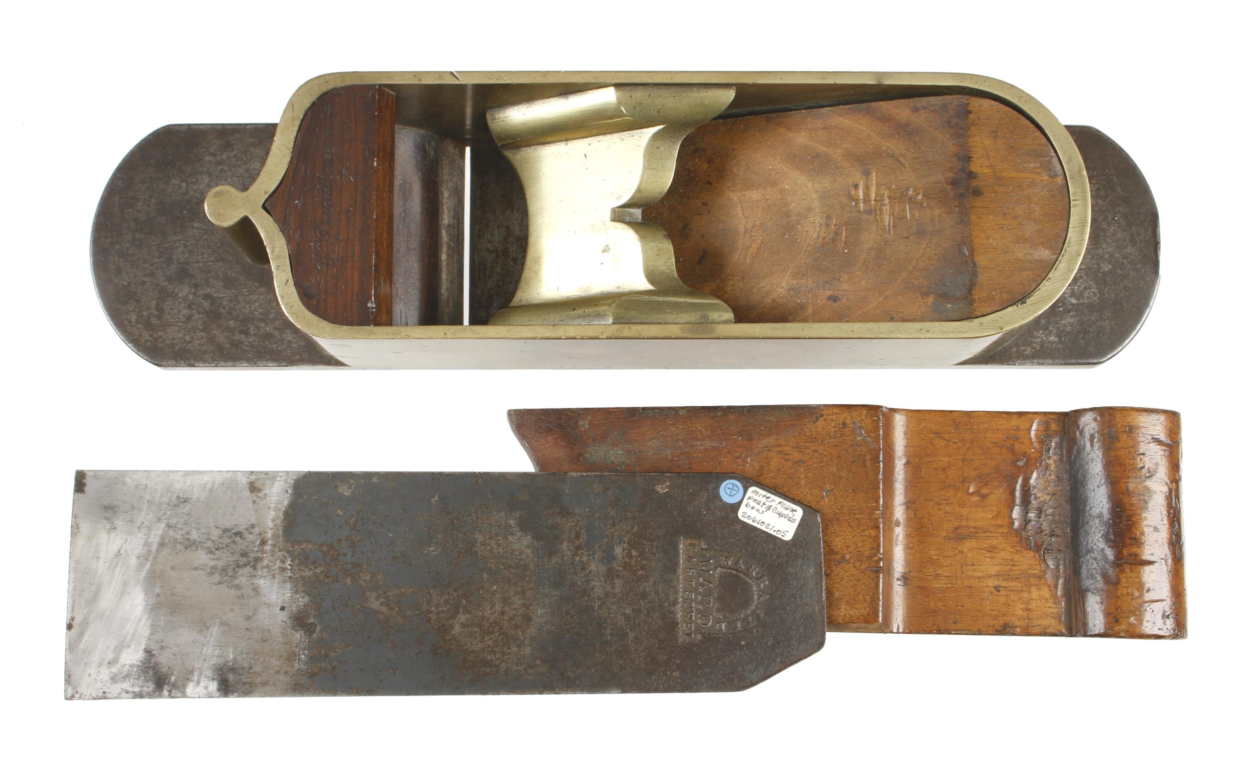 A rare, fine quality brass mitre plane 12" x 2 3/4" d/t steel sole and rosewood infill and wedge, - Image 6 of 7