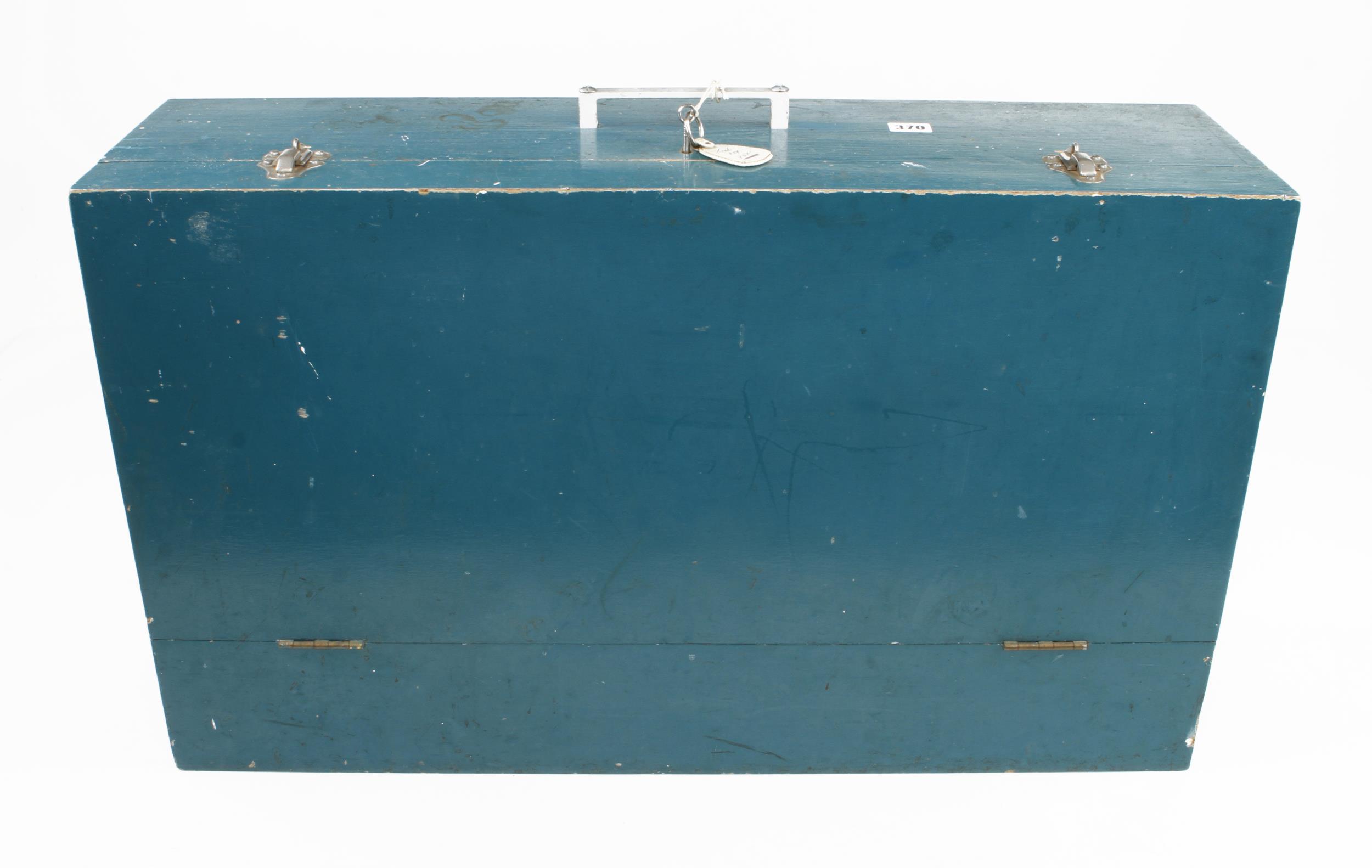 A lockable joiner's carrying case with 4 drawers and 3 saws in lid G - Image 3 of 4