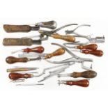 Quantity of leatherworker's tools G