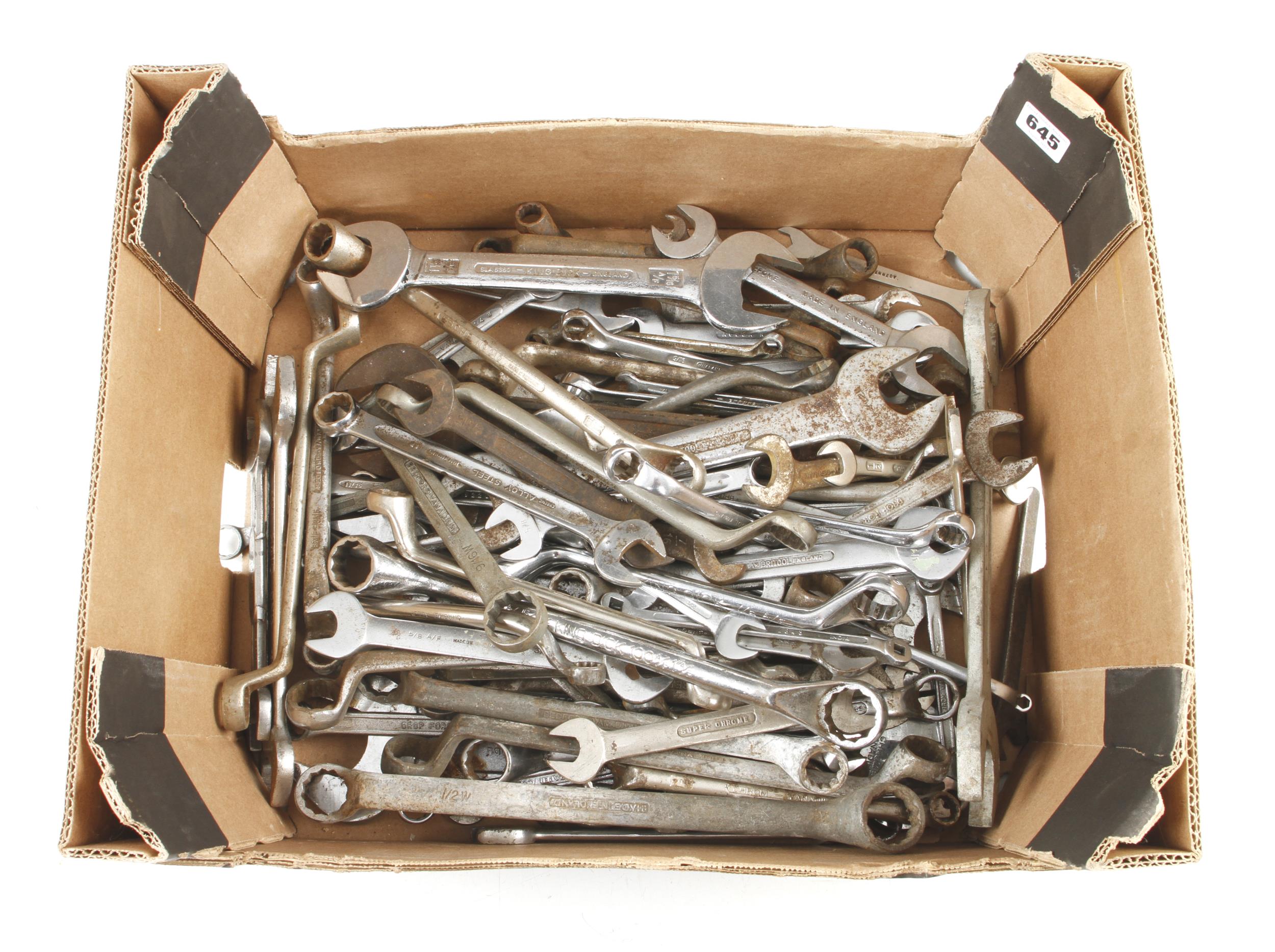 Quantity of spanners G