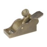 A rare 1 1/2" gunmetal chariot plane by SPIERS Ayr with knurled brass screw G++