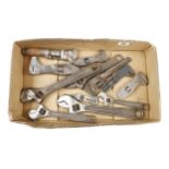 12 adjustable spanners and wrenches G