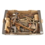 A box of tools G