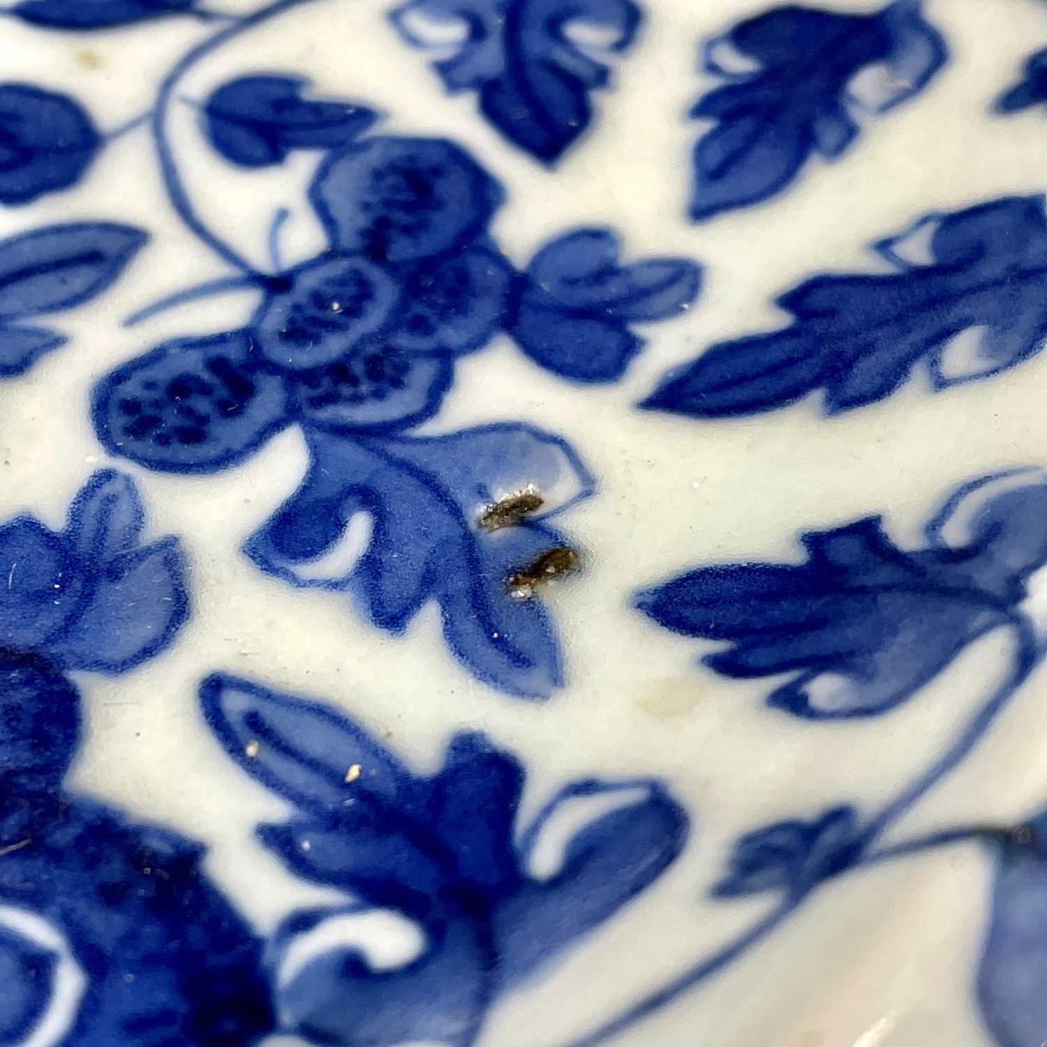 A Chinese export porcelain blue and white warming plate, late 18th century, with an all over - Image 3 of 8