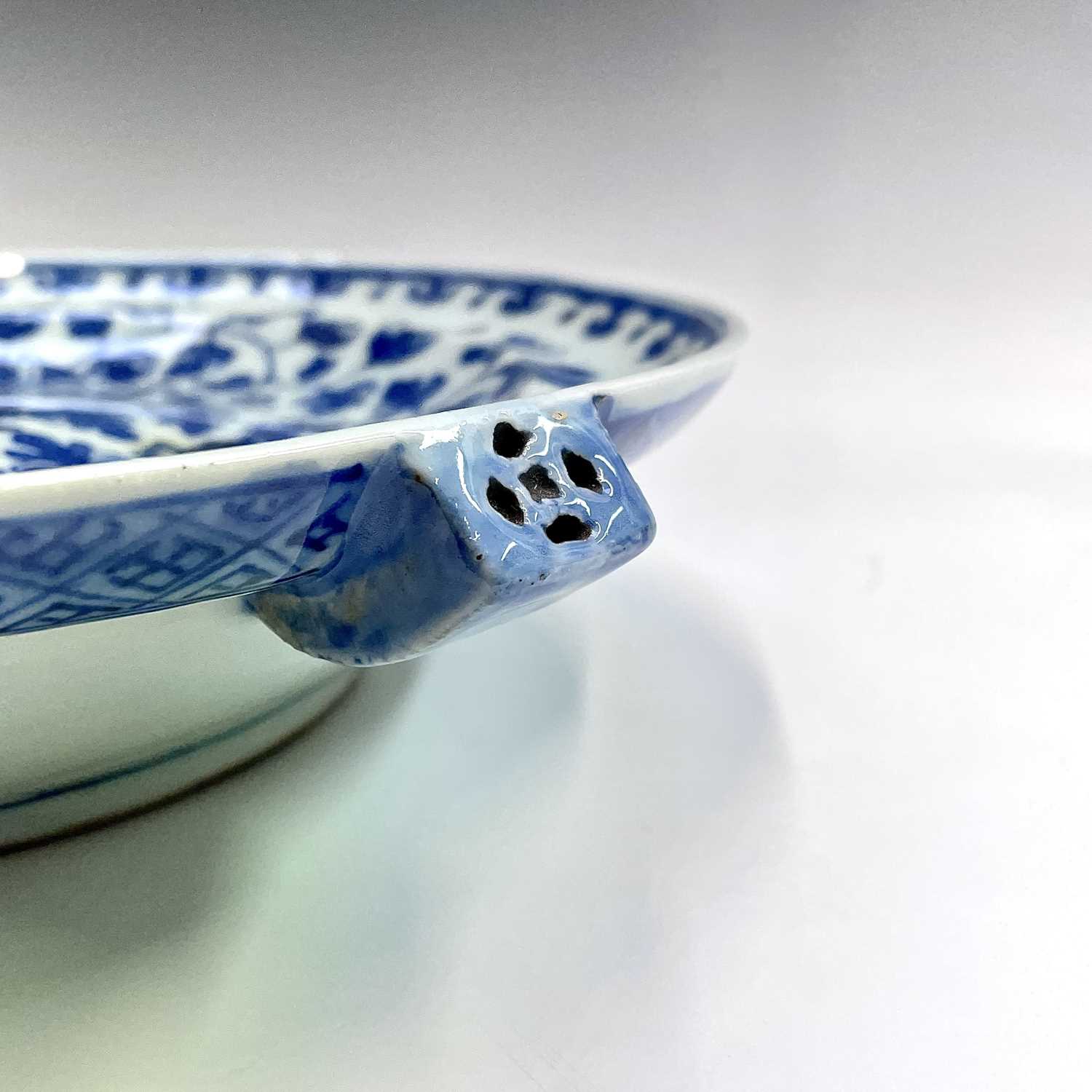 A Chinese export porcelain blue and white warming plate, late 18th century, with an all over - Image 5 of 8