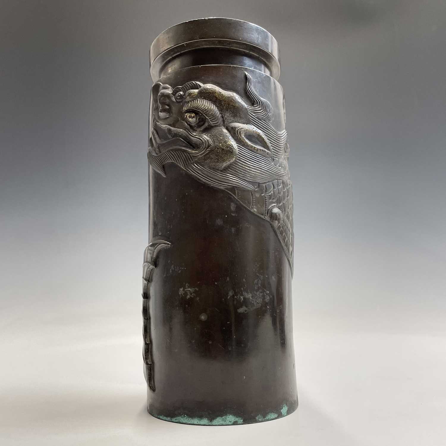 A Chinese bronze cylindrical vase, Qing Dynasty, the cartouche enclosing a five character mark above - Image 5 of 12