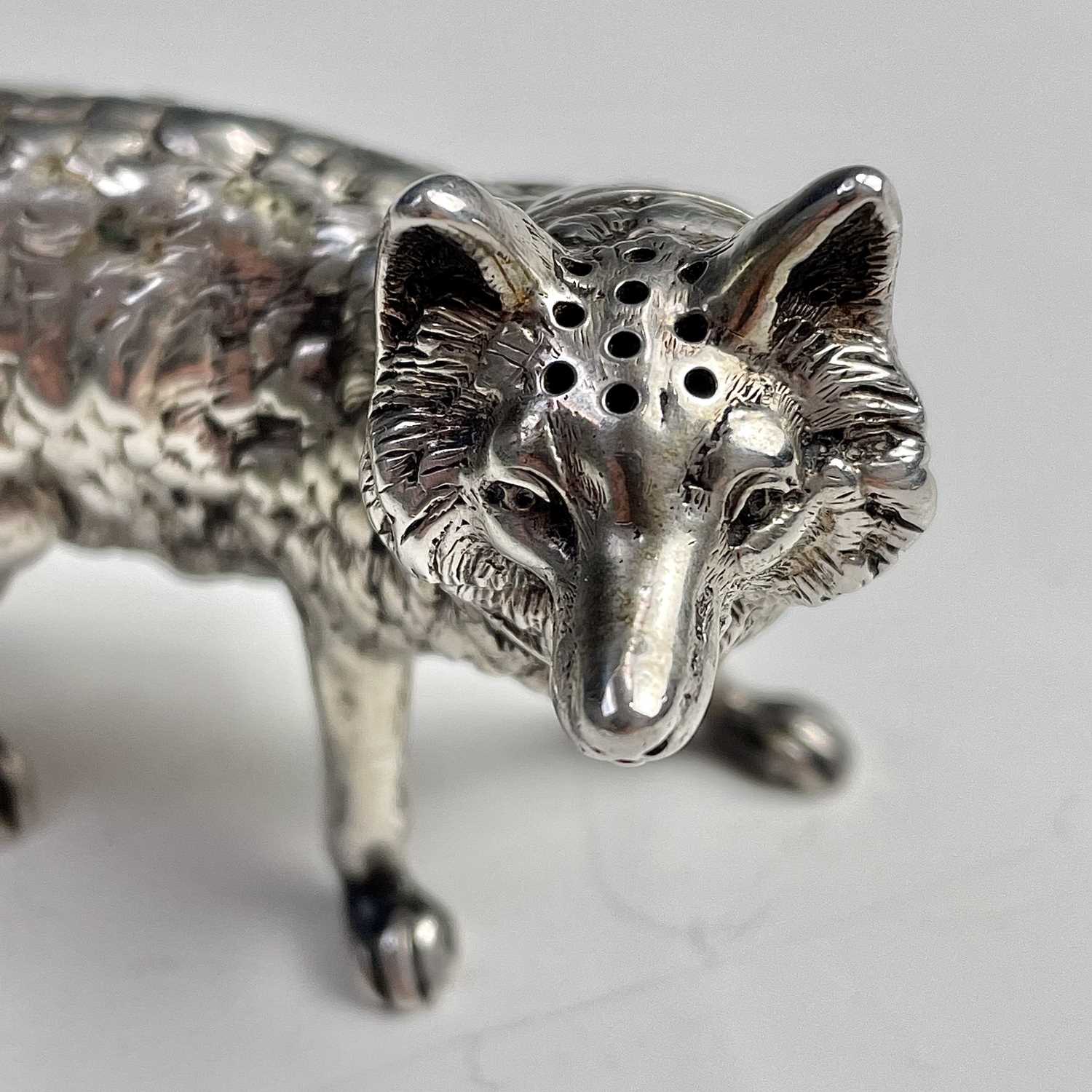 A good Victorian heavy silver pepperette modelled as a fox by William Hurcomb, London 1896, length - Image 5 of 15