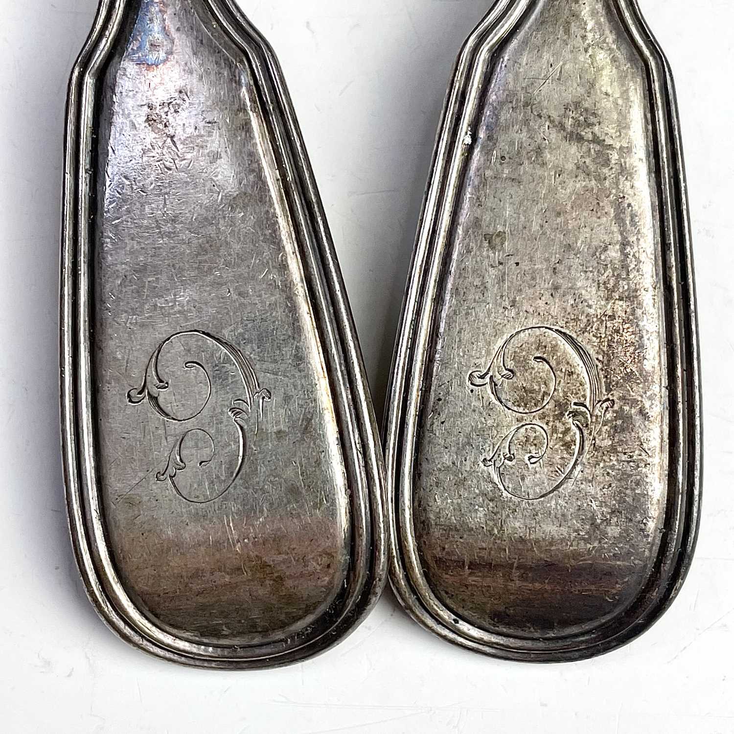 A pair of William IV fiddle thread pattern table spoons, maker MC, London 1834, weight 5.80toz - Image 3 of 4