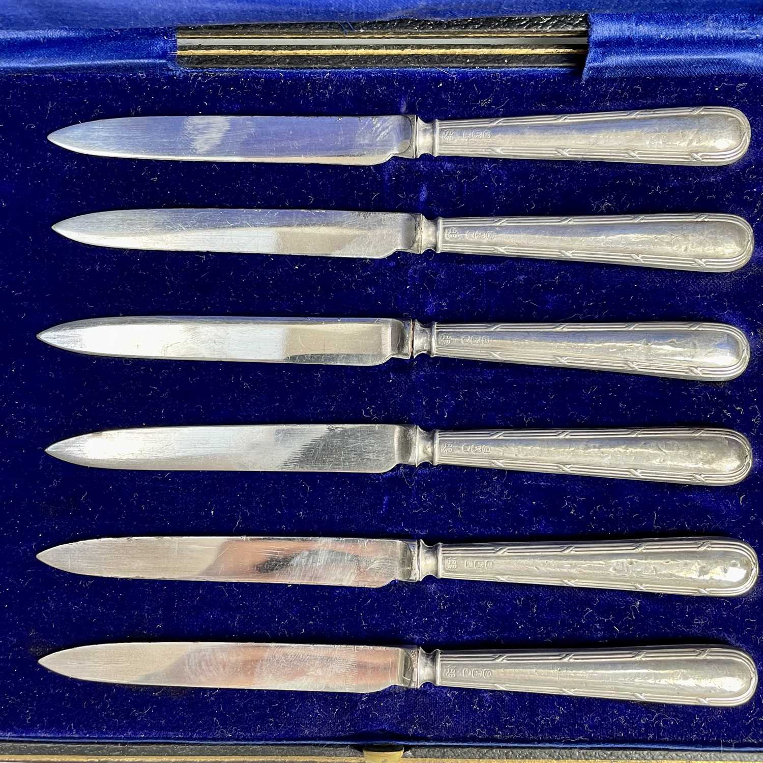 A Victorian silver set of six teaspoons with cast handles, London 1896; together with a set of six - Image 9 of 10